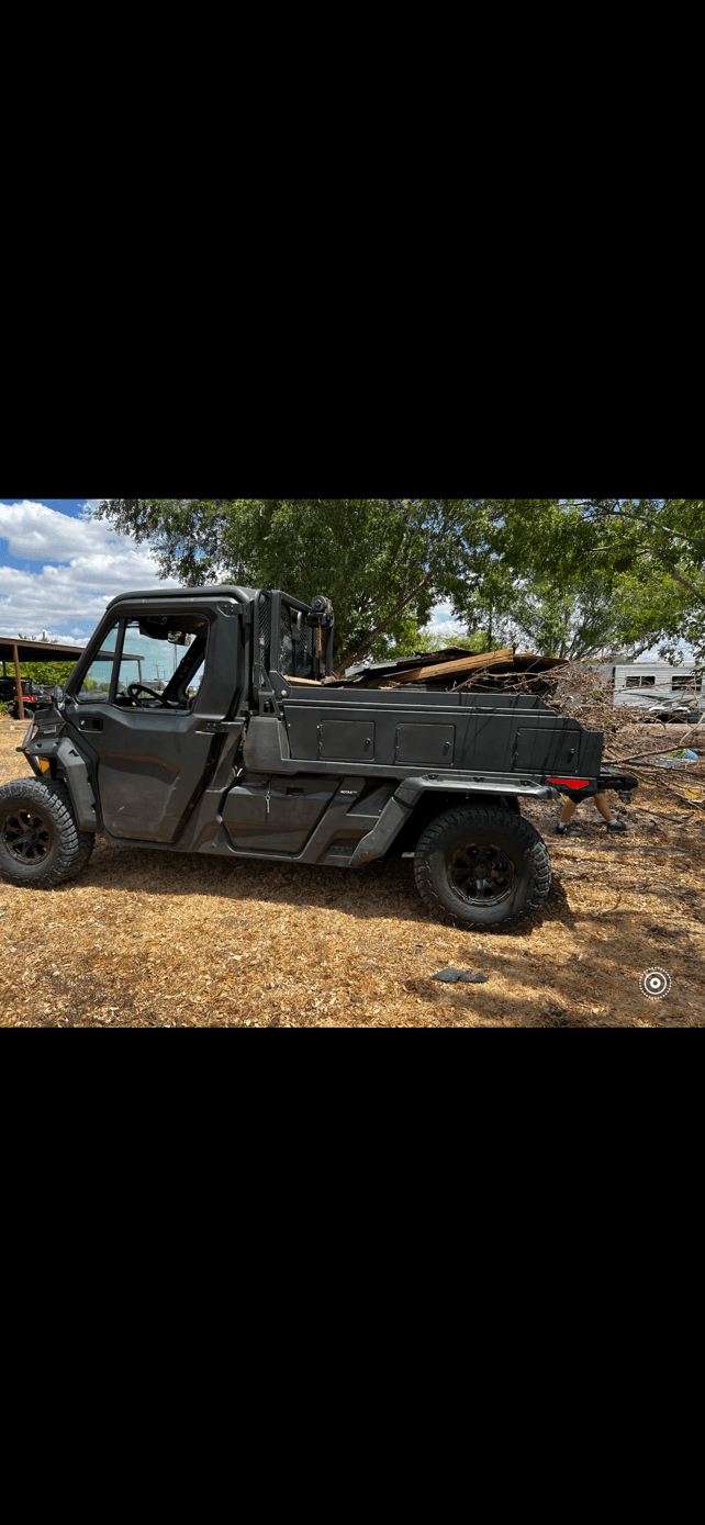 Justin Ellis gallery image